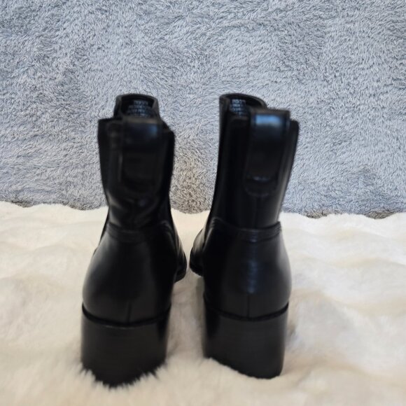 J. Crew Factory Chelsea Boot Women's Black Faux Leather CA774 NEW Size 7, 10 - Picture 3 of 11